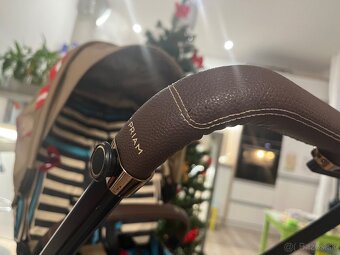 Cybex e-priam by Karolina Kurkova - 5