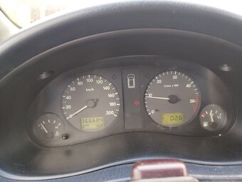 Volkswagen Sharan 1.9TDI - 5