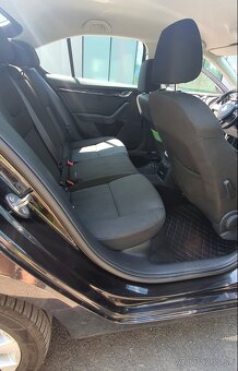 Prenájom auta, Škoda Octavia 2.0 TDI Taxi - 5