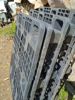Plastove palety  - 5 ks - 5