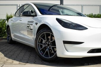 Tesla Model 3 /AJ NA SPLÁTKY / - 5