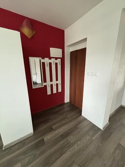 Predaj veľký 3 izbový byt s 2 balkónmi - 5