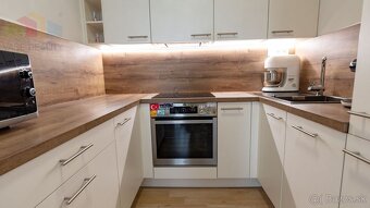 Výnimočný 3-izbový apartmán s balkónom, 71 m², Bajkalská uli - 5