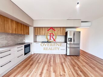 Na prenájom štýlový 3-izbový byt v novostavbe blízko centra  - 5