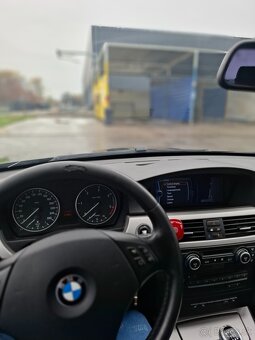 Bmw E90 320D - 5