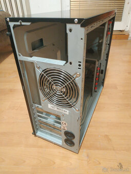 Enermax ECA3170-BL Staray - 5