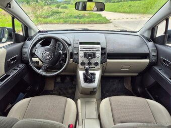 Mazda 5 - 5