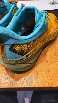 HOKA botasky - 5