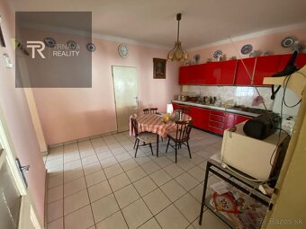TRNAVA REALITY - rodinný dom, pôvodný stav, veľký pozemok, K - 5