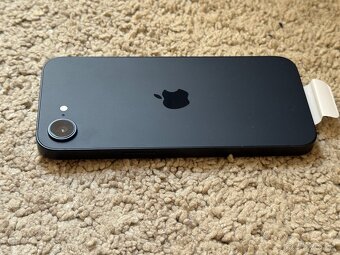 iPhone 16e 128GB - 5