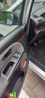 Ford Galaxy - 5