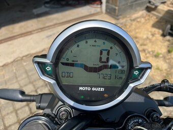 Moto guzzi V7 special edition - 5