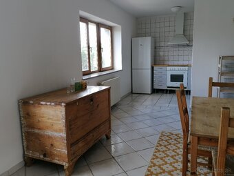 2½ izbový byt s voľnou dispozíciou na Hronskom predmestí - 5