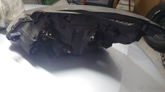 Svetlá Kia ceed - 5