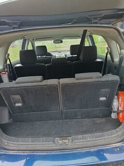 Corolla Verso - 5