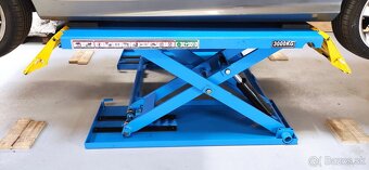 Mobilný nožnicový zdvihák 3000 kg /1-1.3m ZÁRUKA - 5