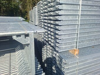 Prodám lešenie L73,447m2(layher,alfix,bauman) - 5