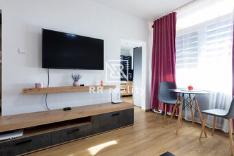1i byt s loggiou, 39m2 , Kompletná rekonštrukcia, Havanská - 5