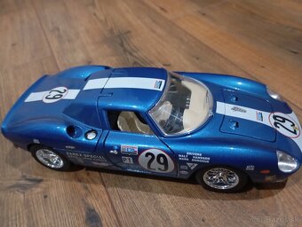 1:18 Ferrari 250 Le Mans 1965 - 5