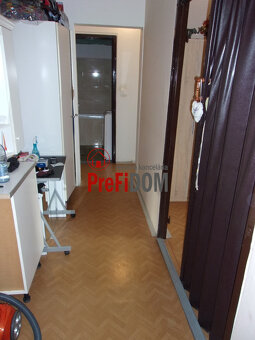 PREDAJ 1 izbový byt v meste Šurany s BALKÓNOM. - 5