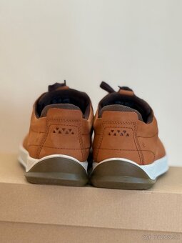 ECCO Byway Tred, size 42 (EU) / 8–8.5 (US) - 5