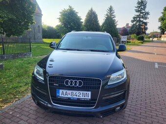 Audi Q7 4.2 TDI 4x4 - 5
