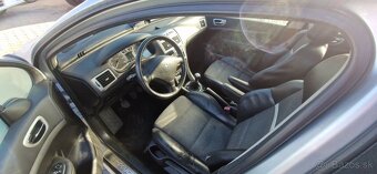 Lacno rozpredám Peugeot 307 na náhradné diely - 5