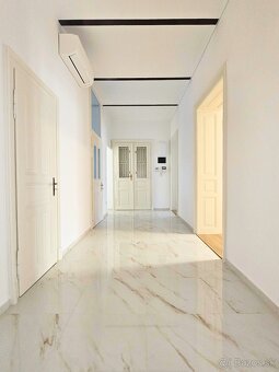 PRENÁJOM staromestský byt / kancelária /ateliér Bratislava I - 5