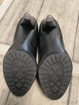 Čierne lodičky - 5