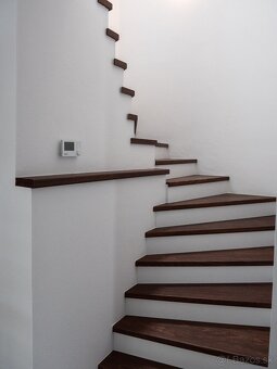 Rodinný dom s výhľadom na hrad Devín - 5