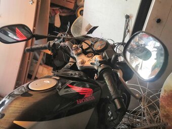 Honda CBR 125R - 5