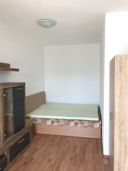 1izb. AGÁTOVA UL. za 580 €/mes. vrátane energií - 5