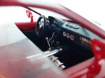 1:18 - Ferrari 288 GTO Evoluzione (1986) - Revell - 1:18 - 5