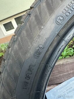 MATADOR 245/45 R19 102V XL FR MP93 Nordicca 4ks, 7,5mm dezén - 5