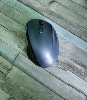 ASUS Vivobook 15 + bezdrôtová myš - 5