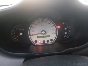 Hyundai i10 LPG + benzín - 5