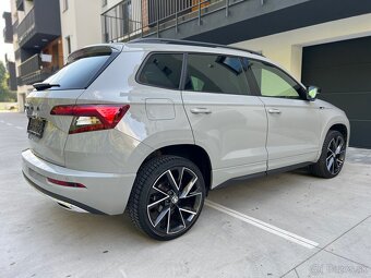 Škoda Karoq 1.5 TSI ACT Sportline DSG Šedá farba - 5