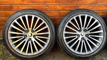 Zimná sada 5x112 r18 skoda Octavia 4 - 5