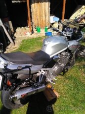 Suzuki Bandit 600 - 5
