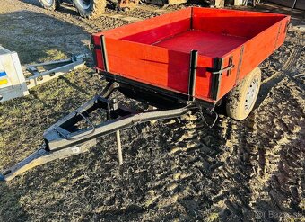 Predám vyklápaciu vlečku - 5