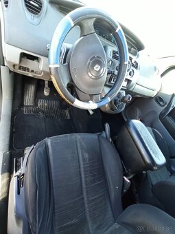 Renault Megane Scenic - 5