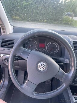 Predám VW Golf 5 2.0 TDI, 103 kW - 5