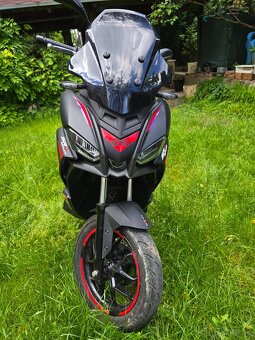 Aprilia SR GT Replica 125, ako nová. 1200km - 5