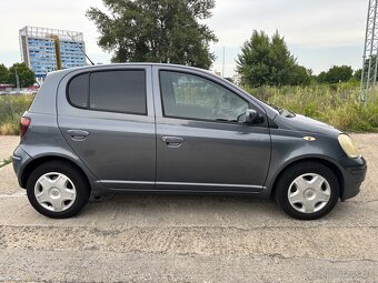 Toyota yaris 1.4D4D - 5