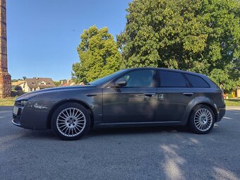 Alfa romeo 159 - 5