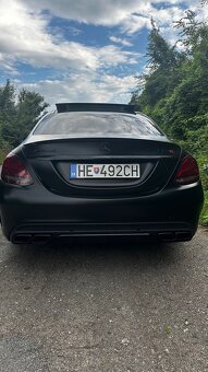Predám Mercedes Benz AMG C63s - 5