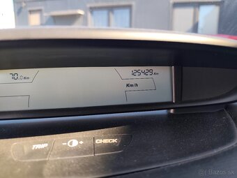 Citroën C4 1.4 16V, 125 800 km - 5