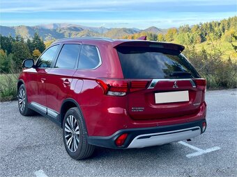 Mitsubishi Outlander 4x4 benzin automat SK 7 miest 2019 - 5