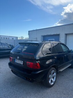 BMW X5 W8 - 5