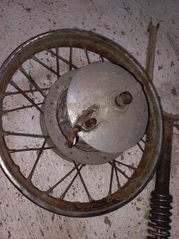 Tatran 125 manet diely všetko za 60 - 5